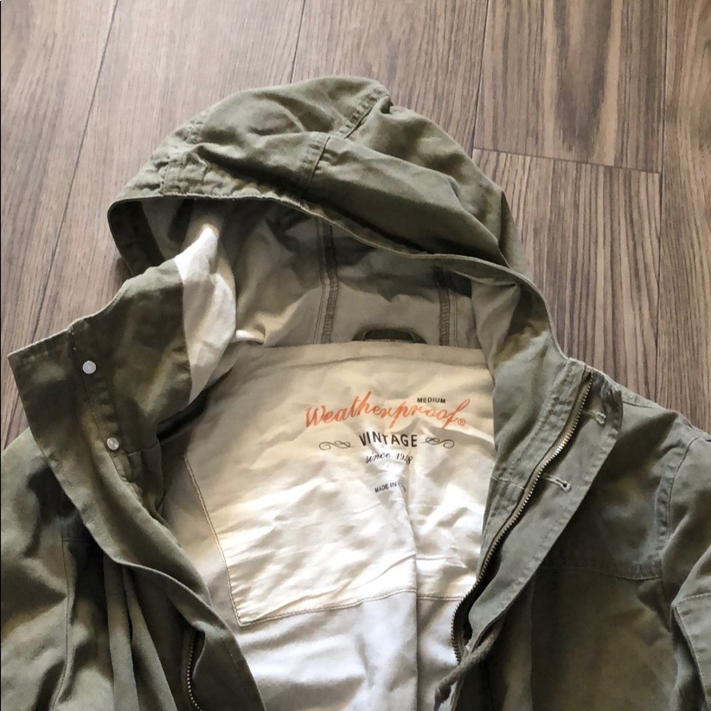 Weatherproof jacket - Picture 5 of 5